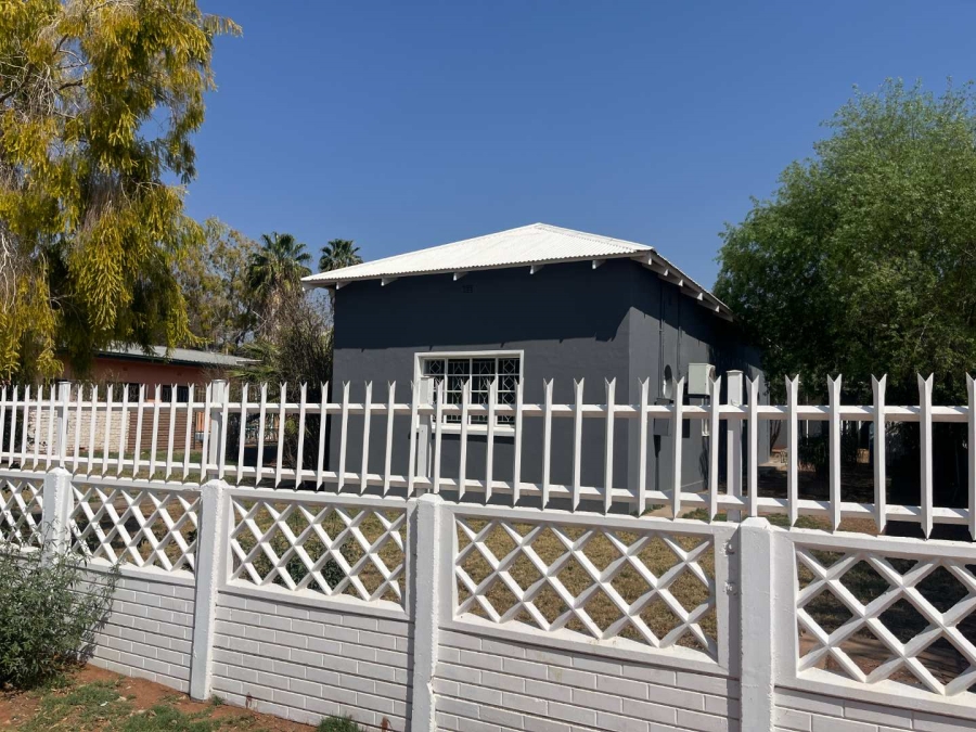 3 Bedroom Property for Sale in Die Rand Northern Cape